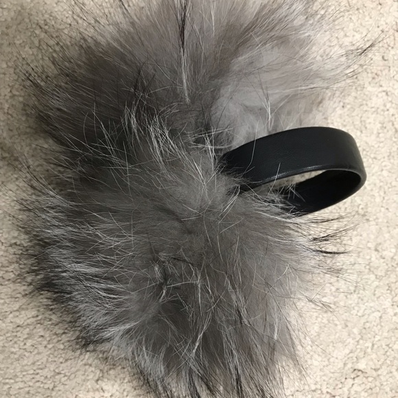Real Fox Fur earmuffs - Picture 2 of 4